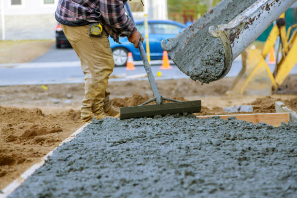 Best Best Concrete Contractor  in Bear Valley Springs, CA